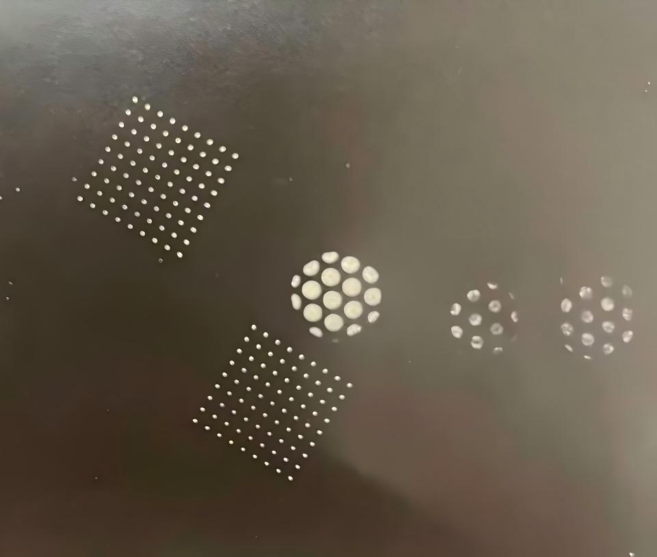 2940nm ZnS Aesthetic laser diffractive optical element Laser dots -